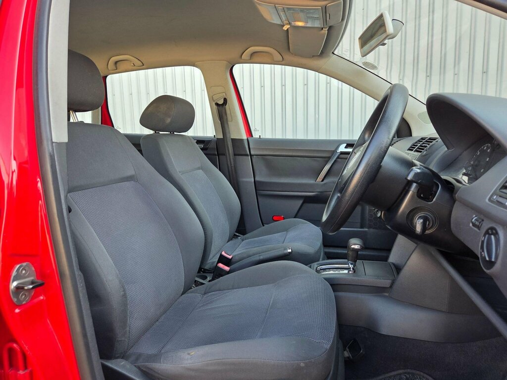Volkswagen Polo  Green #30