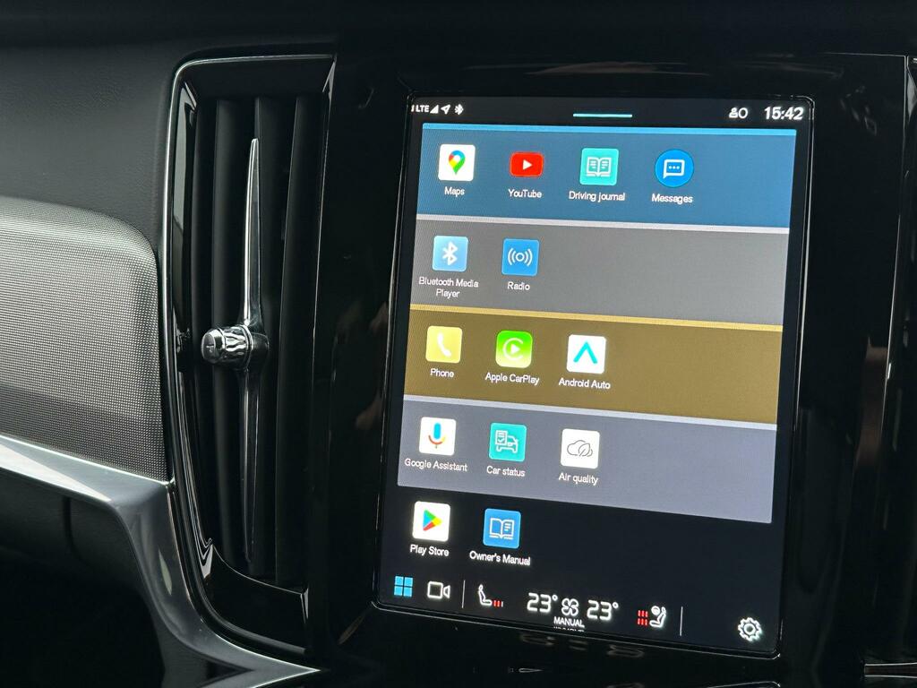 Volvo V90 2.0 B4 Mhev Plus Euro 6 Ss YM22GYS Black #6