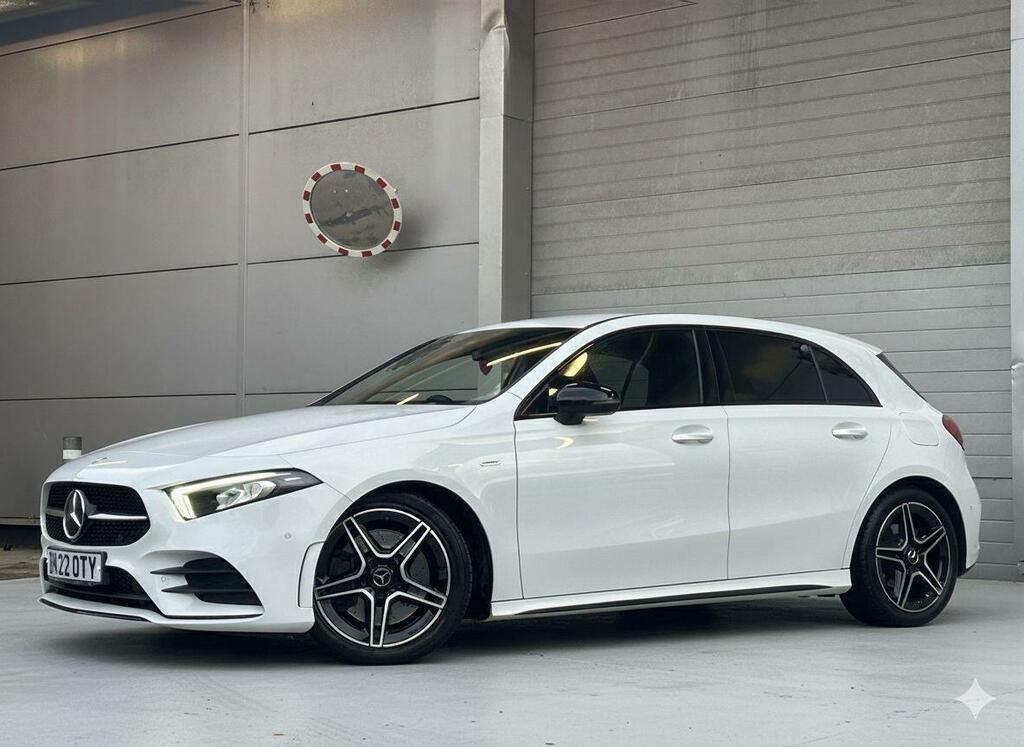 Mercedes-Benz A Class 2.0 A250 Amg Line Edition Executive 7G-dct Euro BK22OTY White #4