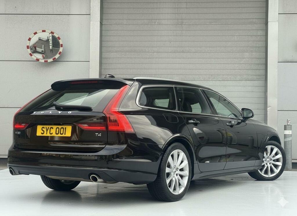Volvo V90 2.0 T4 Momentum Plus Euro 6 Ss Black #5