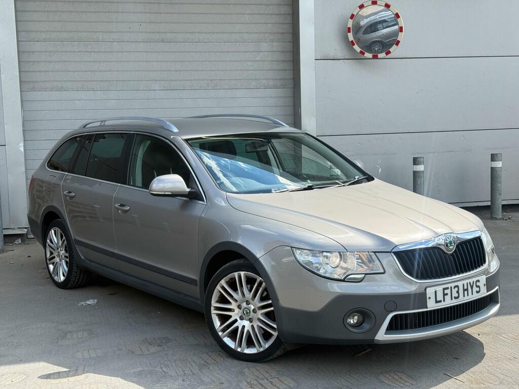 Skoda Superb 2.0 Tdi Outdoor Outdoor 4Wd Euro Beige