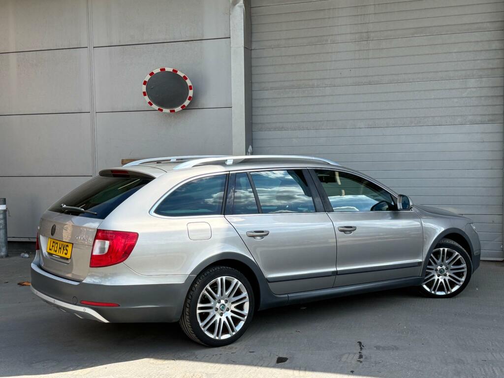 Skoda Superb 2.0 Tdi Outdoor Outdoor 4Wd Euro Beige #3