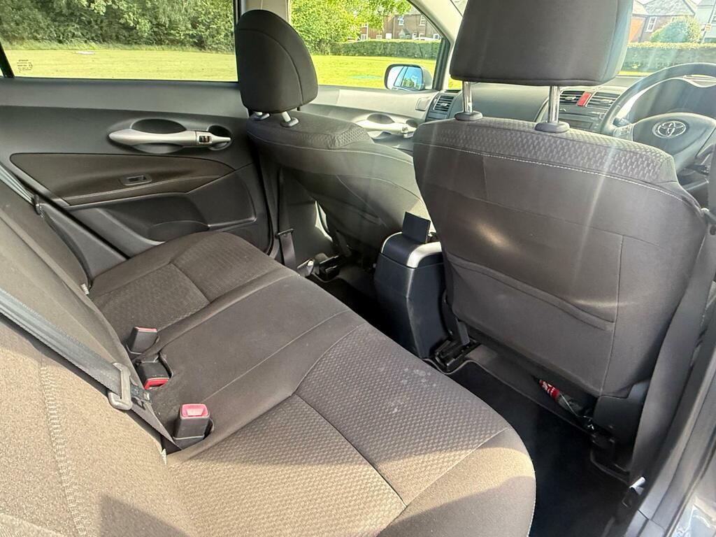 Toyota Auris 1.33 Dual Vvti Tr 35,000 Miles Just Had Major Black #14