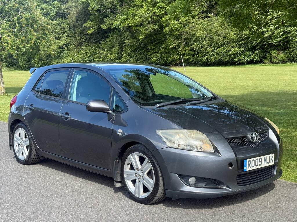 Toyota Auris 1.33 Dual Vvti Tr 35,000 Miles Just Had Major Black #1