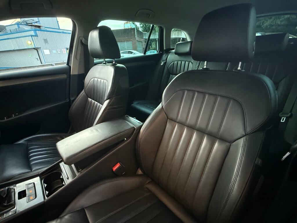Skoda Superb 2.0 Tdi Se L Executive Euro 6 Ss Black #4