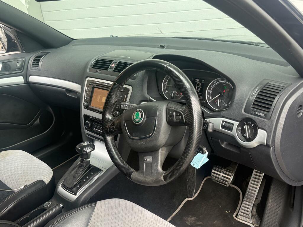 Skoda Octavia 2.0 Tdi Vrs Dsg Euro 5 Black #3