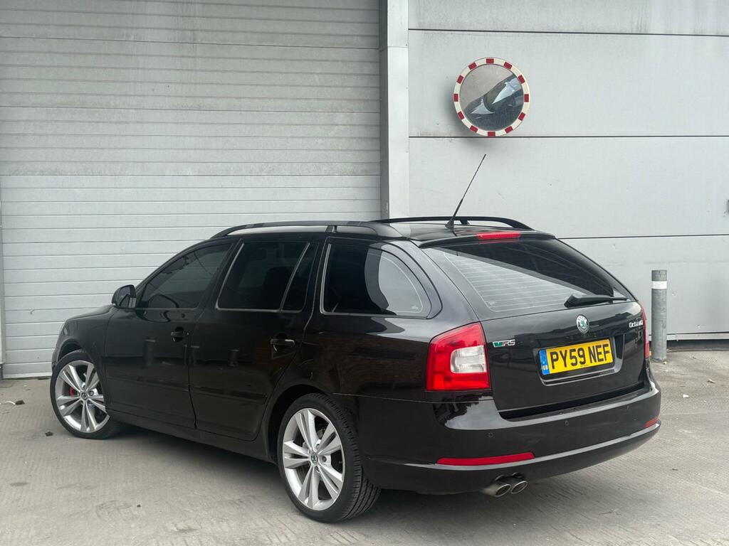 Skoda Octavia 2.0 Tdi Vrs Dsg Euro 5 Black #2
