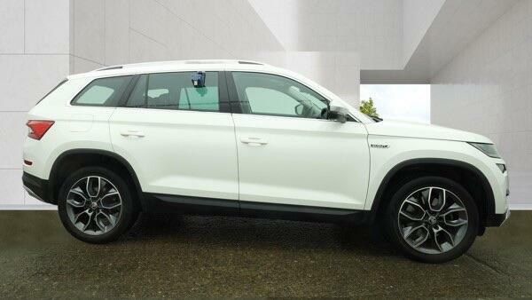 Skoda Kodiaq 2.0 Tsi Scout Dsg 4Wd Euro 6 Ss 7 Seat FV18VNB White #3