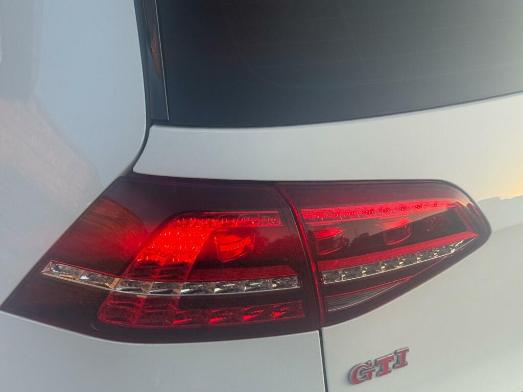 Volkswagen Golf 2.0 Tsi Bluemotion Tech Gti Performance Dsg Euro 6 LC16UPZ White #6