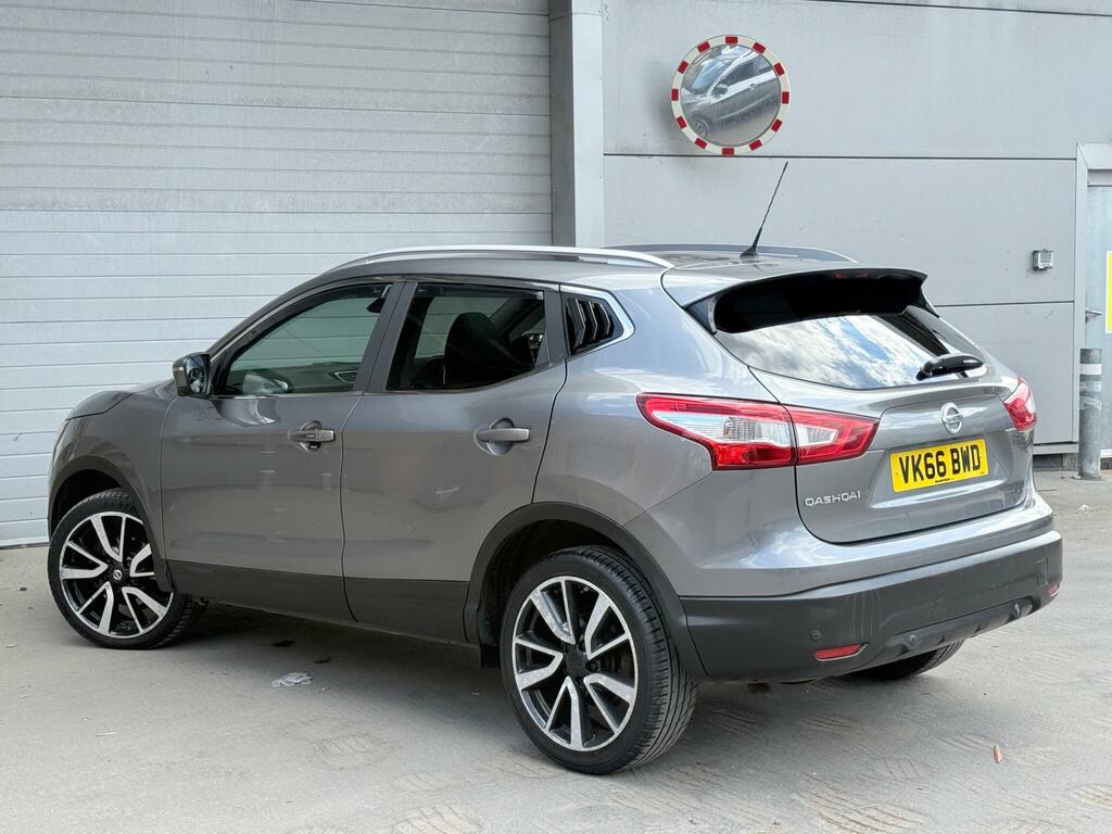 Nissan Qashqai 1.6 Dci Tekna 2Wd Euro 6 Ss Grey #2