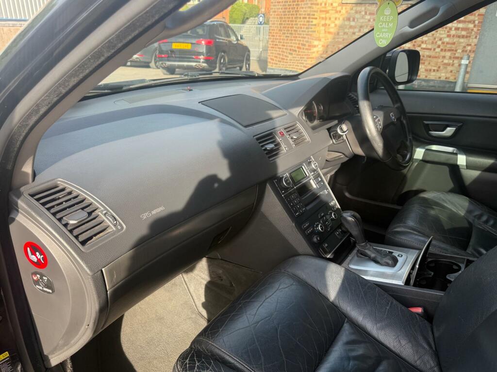 Volvo XC90 2.4 D5 Se Geartronic Awd Black #5