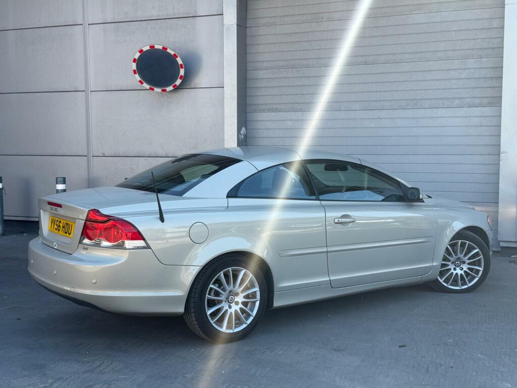 Volvo C70 2.4I Se Geartronic Gold #4