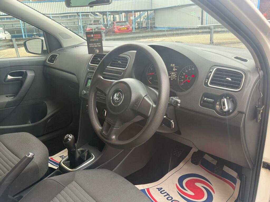 Volkswagen Polo 1.2 Match Edition Euro 5 White #3