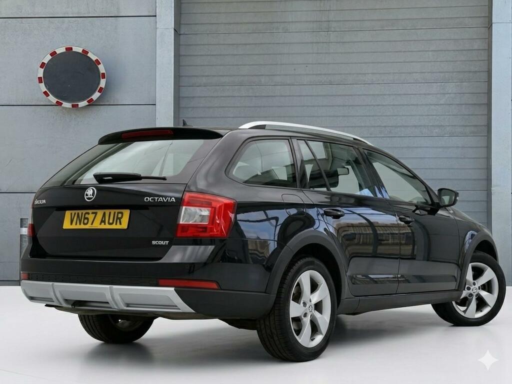 Skoda Octavia 2.0 Tdi Scout Dsg 4Wd Euro 6 Ss VN67AUR Black #4