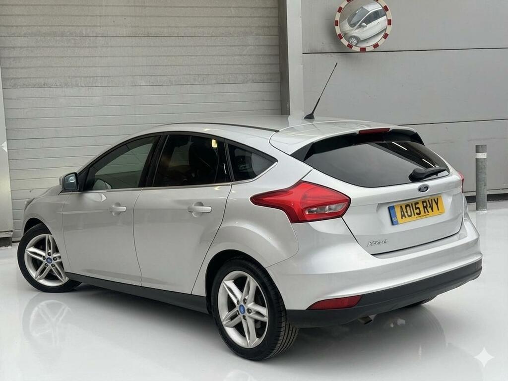 Ford Focus 1.5 Tdci Zetec Euro 6 Ss Silver #2