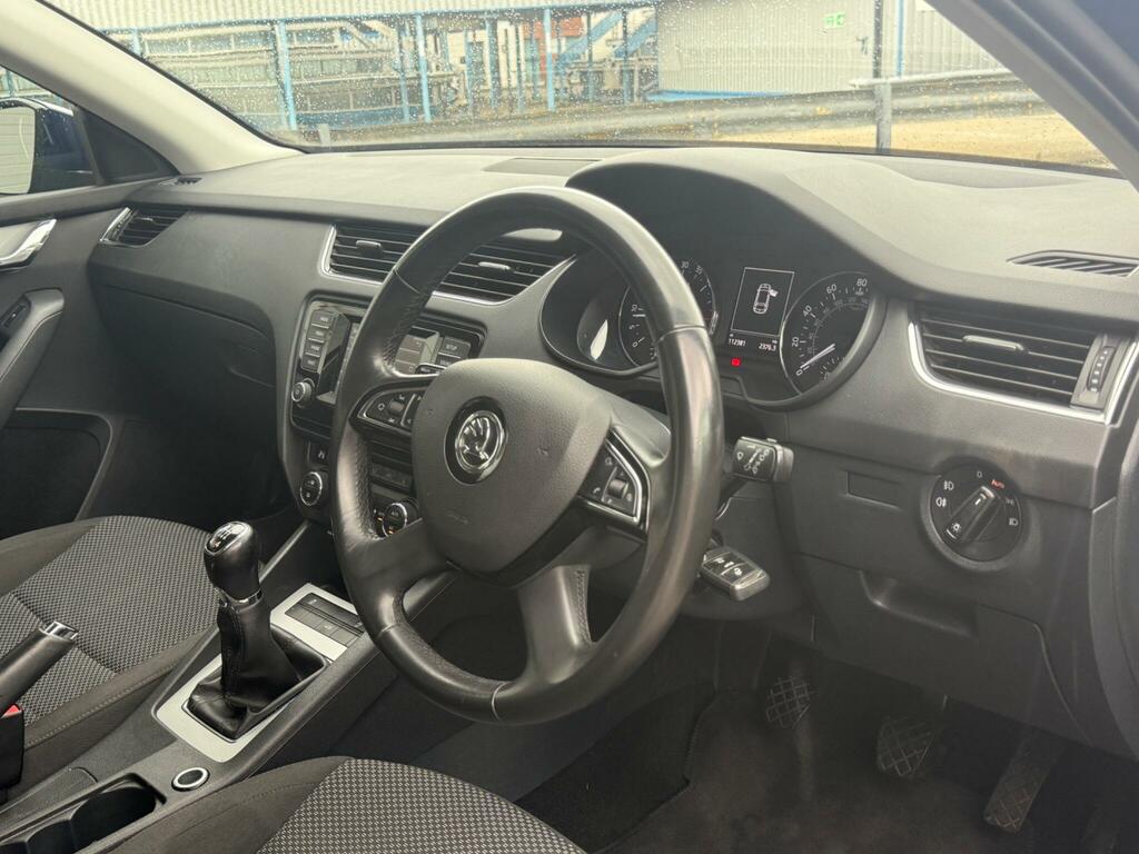 Skoda Octavia 1.6 Tdi Se 4Wd Euro 5 Ss Blue #3