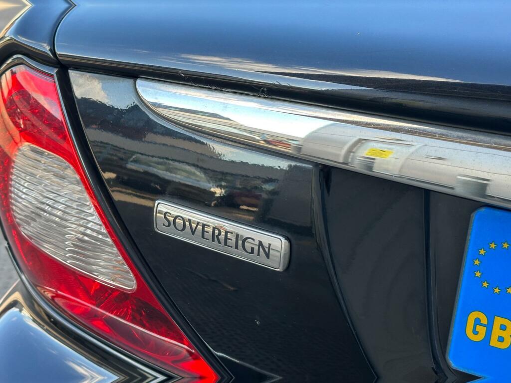 Jaguar XJ Executive Black #19