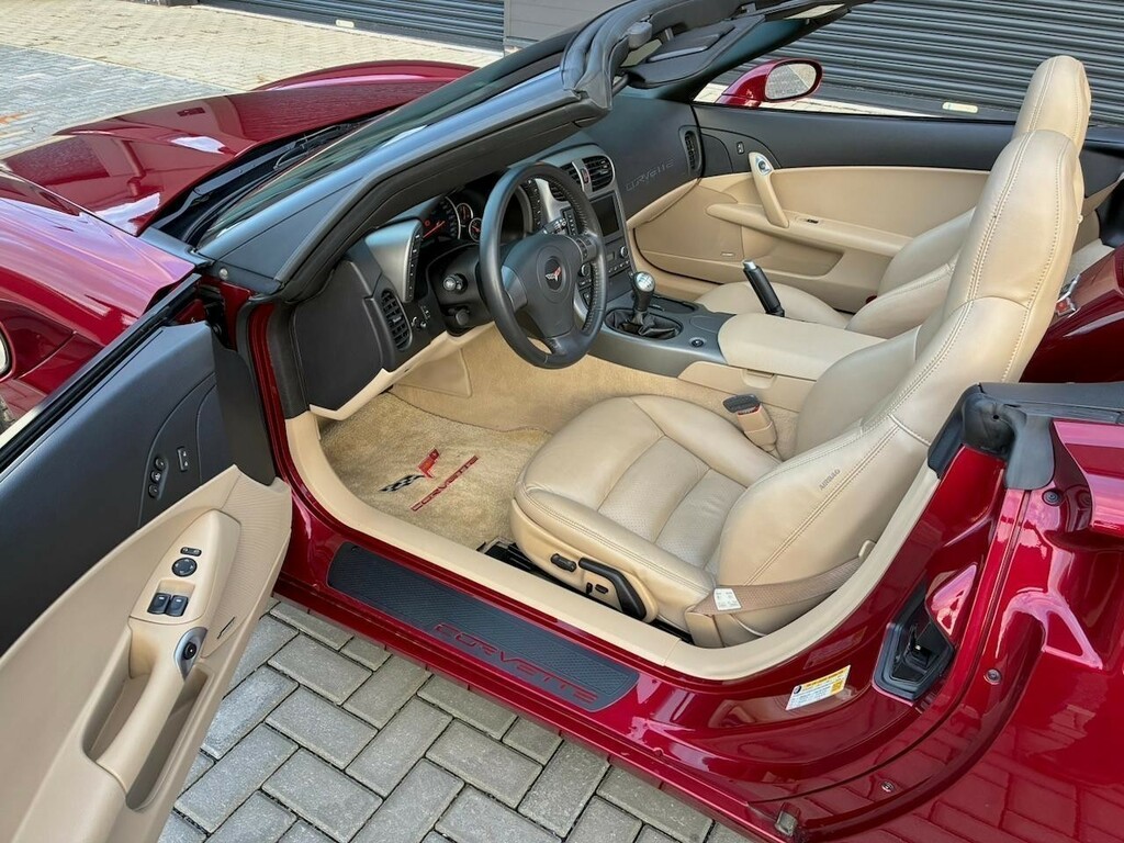 Chevrolet Corvette Convertible Red #3