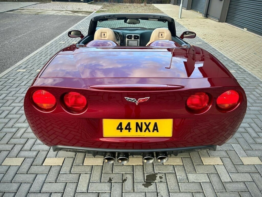 Chevrolet Corvette Convertible Red #5