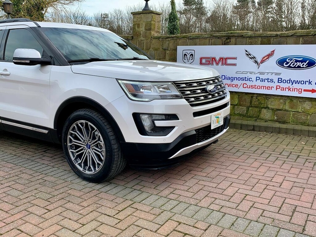 Ford Explorer 7 Seat Suv - Happy To Pxswap Etc Huge Spec Red #13