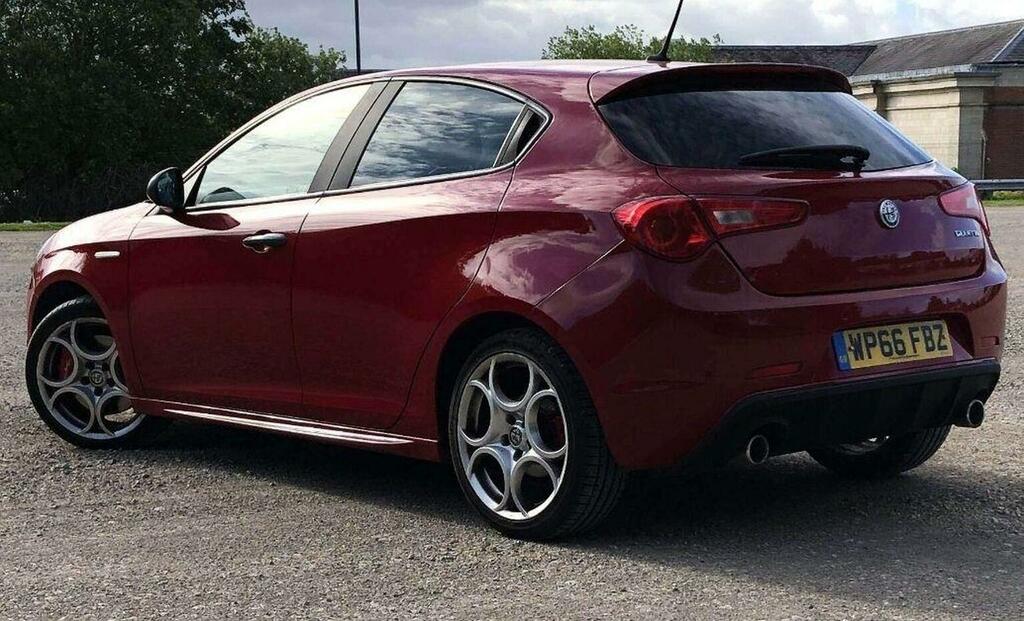 Alfa Romeo Giulietta 2.0 Jtdm-2 Speciale Tct Euro 6 Ss Red #3