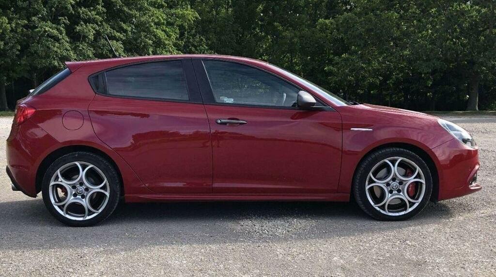Alfa Romeo Giulietta 2.0 Jtdm-2 Speciale Tct Euro 6 Ss Red #4