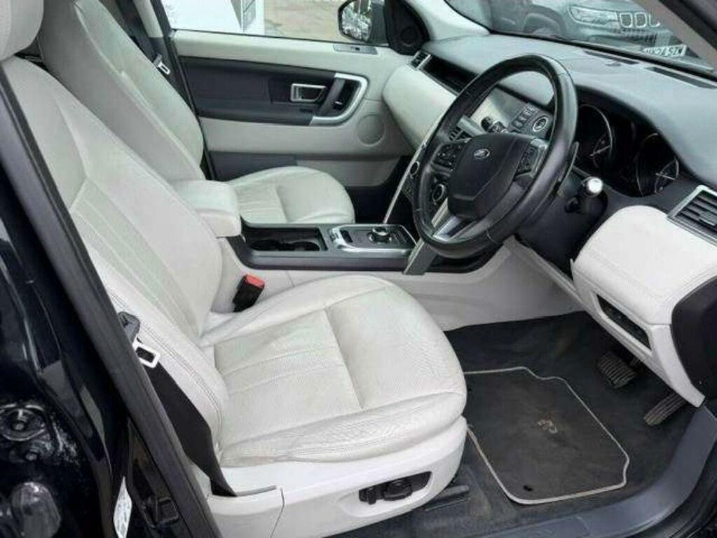 Land Rover Discovery Sport 2.0 Td4 Hse Black 4Wd Euro 6 Ss Black #2