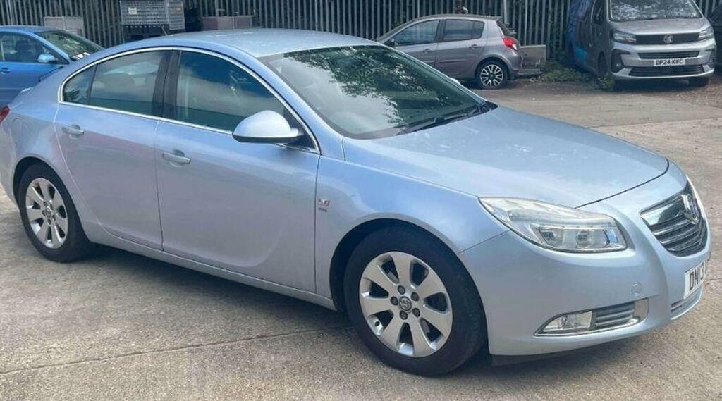 Vauxhall Insignia 2.0 Cdti Sri Euro 5 Silver