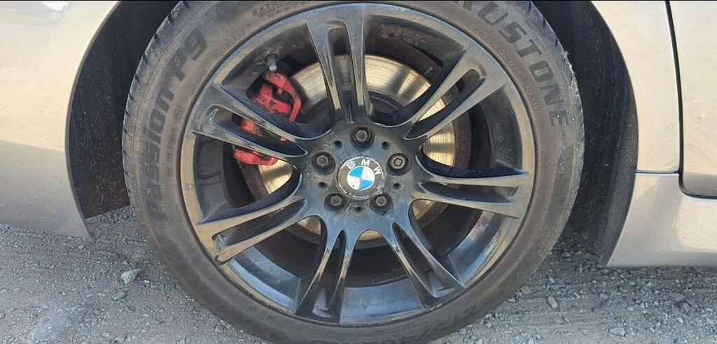 BMW 5 Series  Blue #18