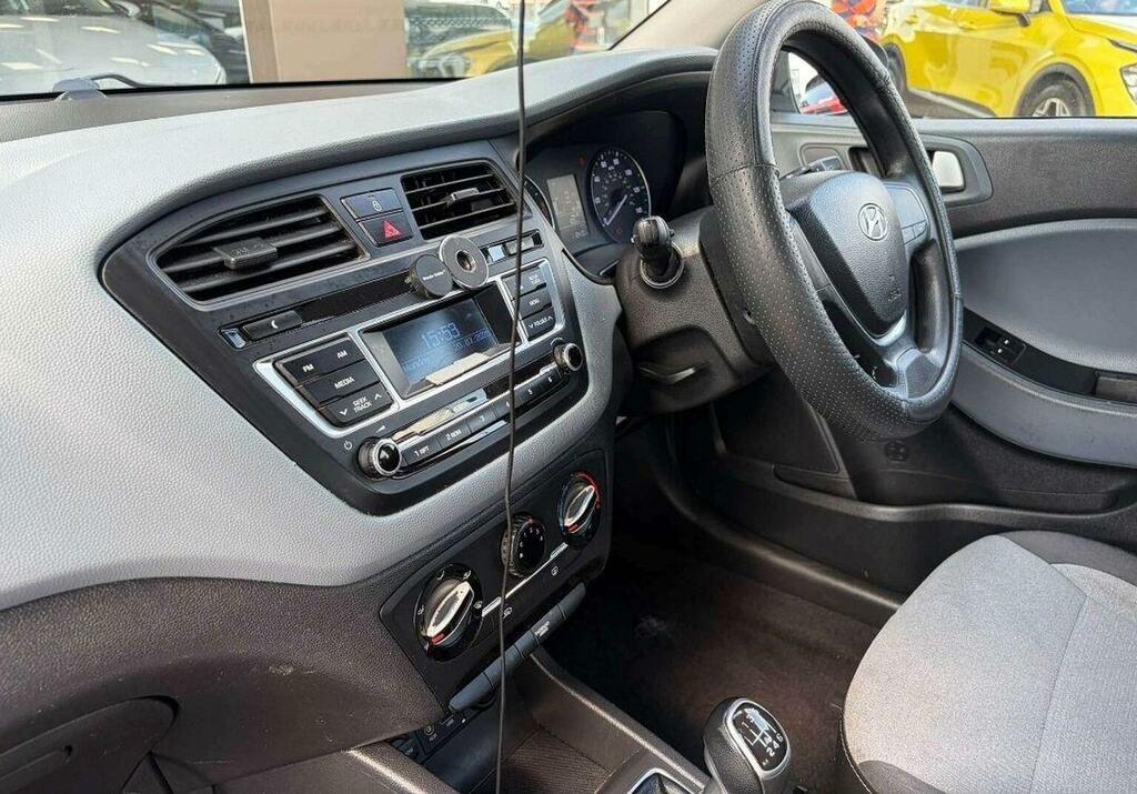 Hyundai I20 I20 Premium Mpi Silver #11