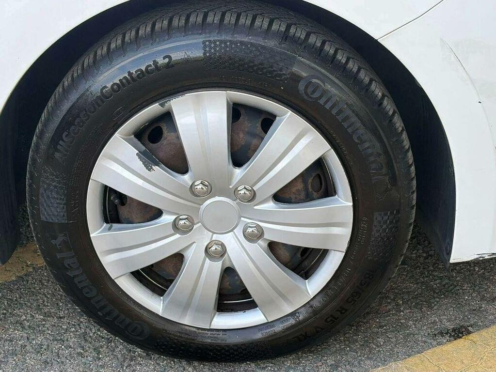 Hyundai I20 I20 Premium Mpi Silver #24