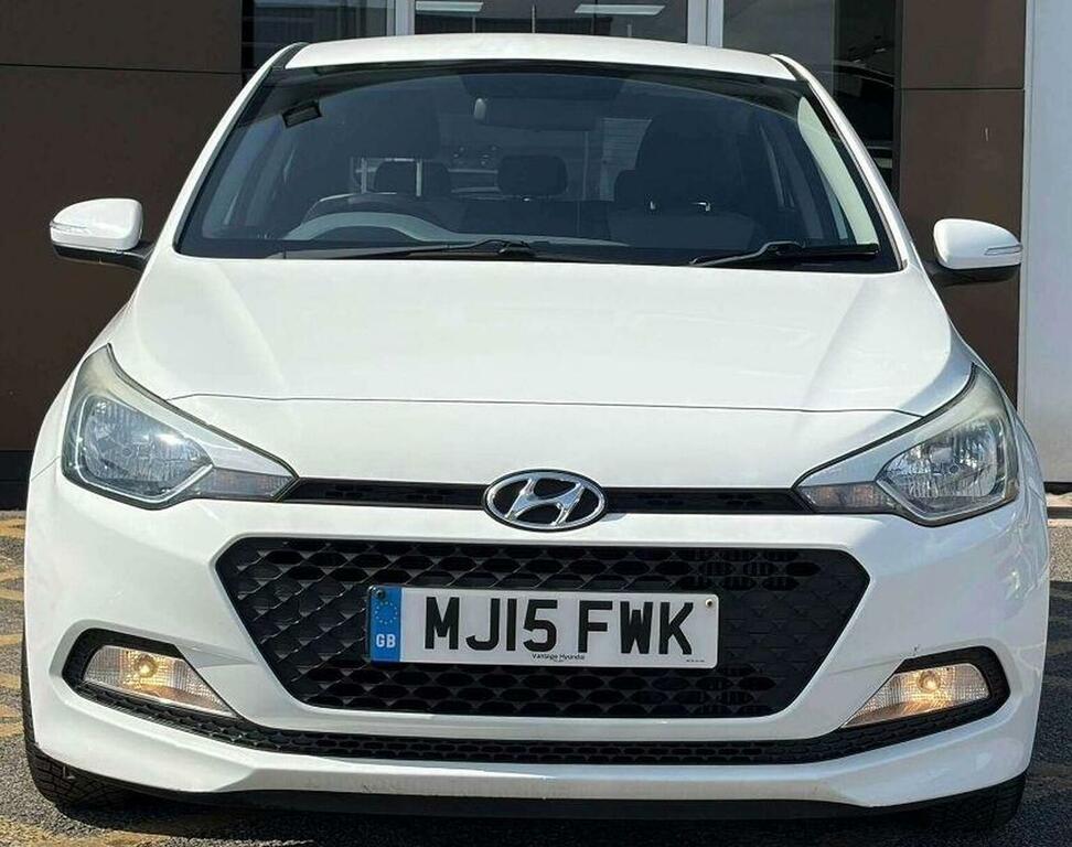 Hyundai I20 1.1 Crdi Blue Drive S Euro 6 Ss White #2