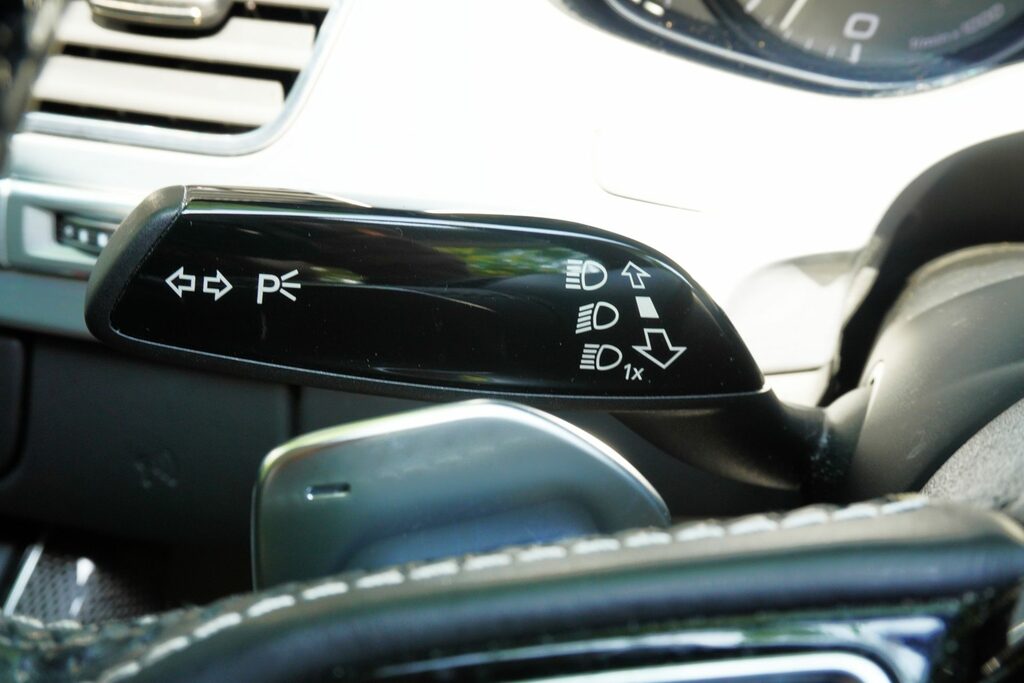 Audi S8 Ulez Grey #39