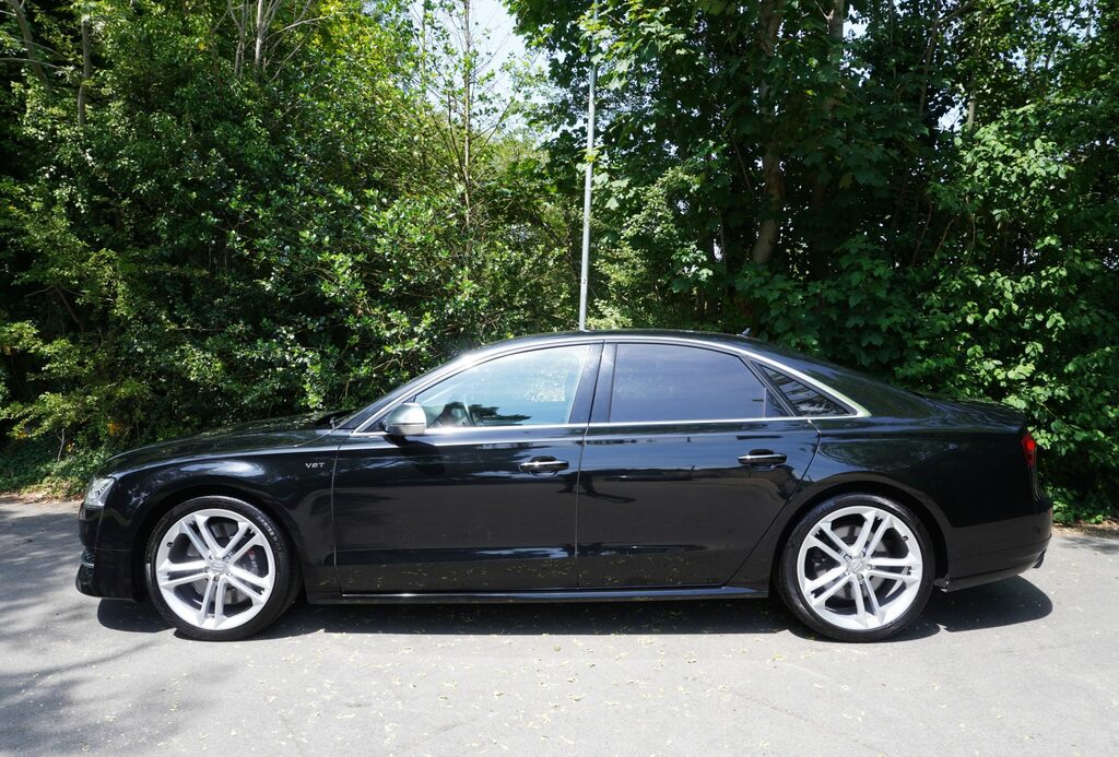 Audi S8 4.0 Tfsi V8 Black #4