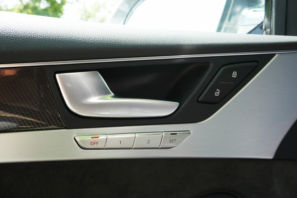 Audi S8 Ulez Grey #57
