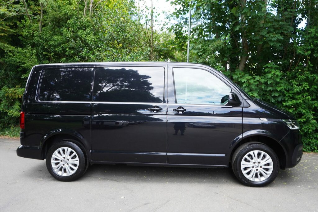 Volkswagen Transporter T6.1 T32 4 Motion 150 Lwb High Top White #9