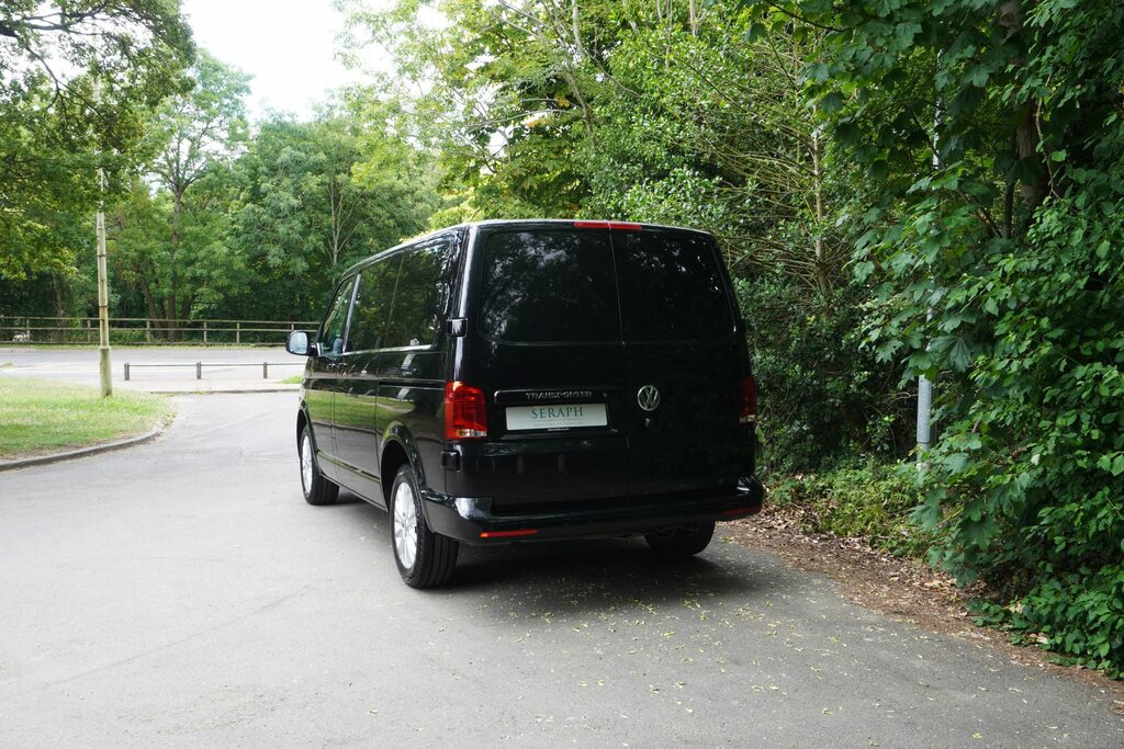 Volkswagen Transporter 2.0 Tdi T28 Black #5