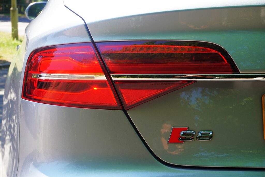 Audi S8 4.0 Tfsi V8 Silver #87
