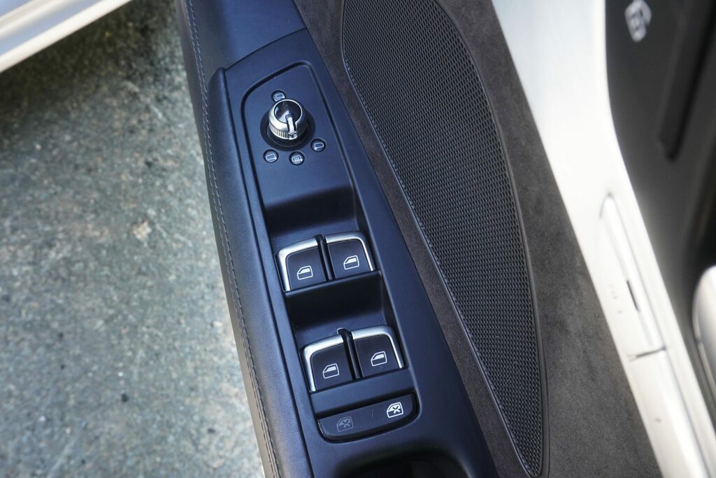 Audi S8 4.0 Tfsi V8 Silver #18