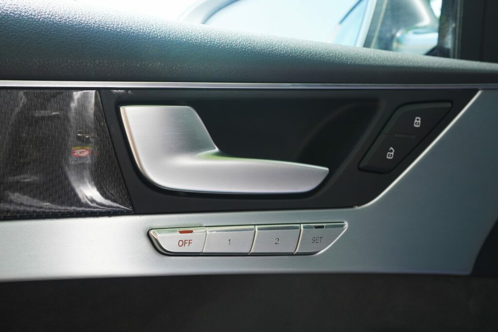 Audi S8 4.0 Tfsi V8 Silver #59