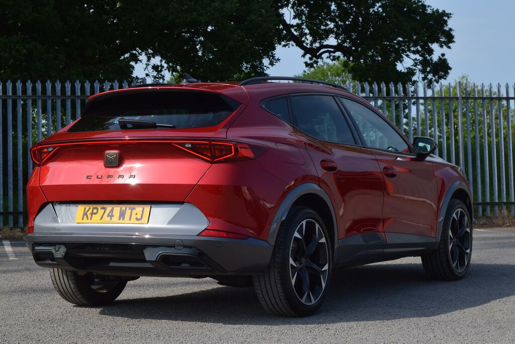 Cupra Formentor 1.5 Tsi 150 V2 Dsg KP74WTJ Red #4
