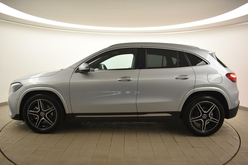 Mercedes-Benz GLA Class Gla 200 Amg Line Executive BJ74XTD Silver #4