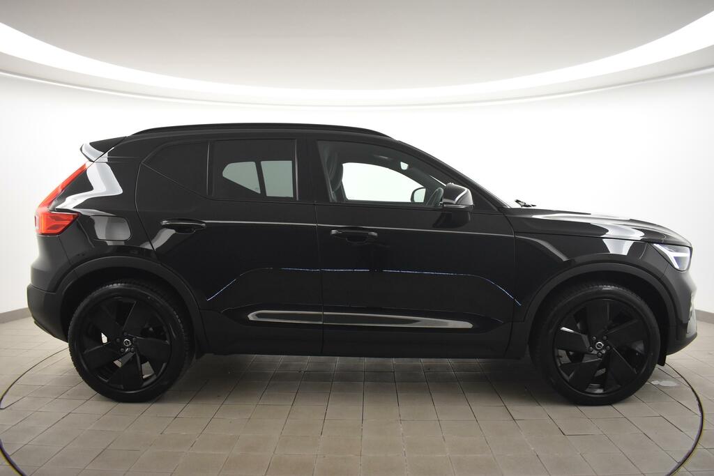 Volvo XC40 2.0 B4p Plus Black Edition BD25UBL Black #5