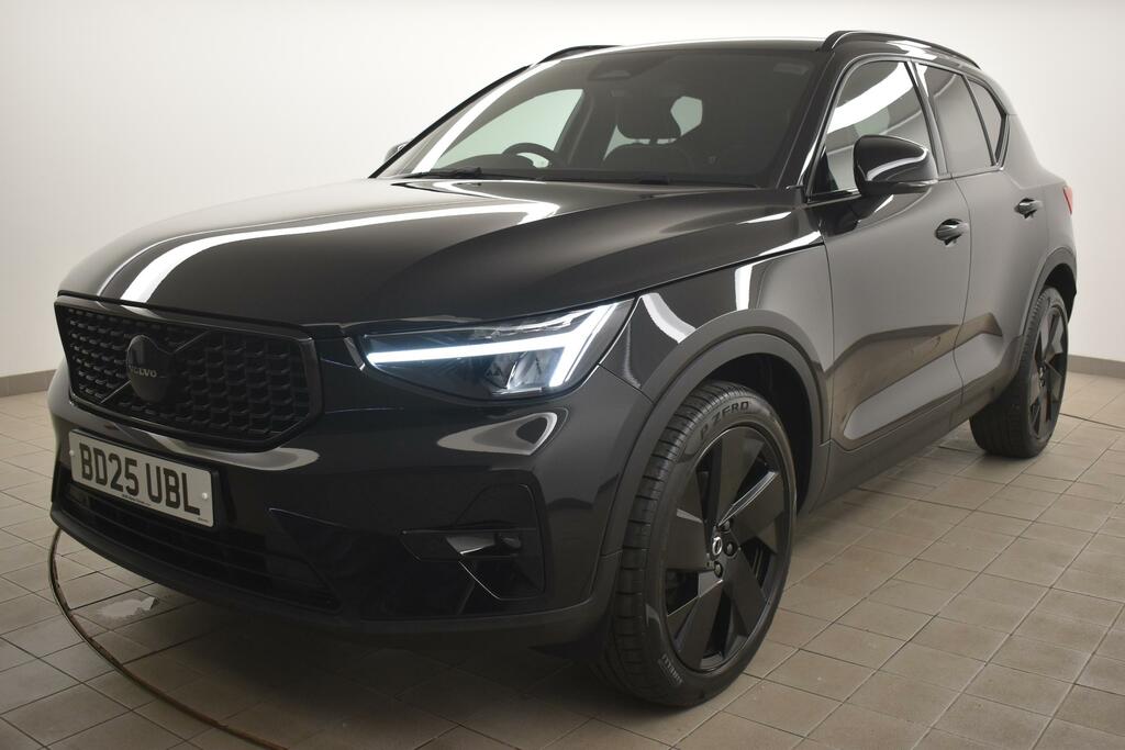 Volvo XC40 2.0 B4p Plus Black Edition BD25UBL Black #6
