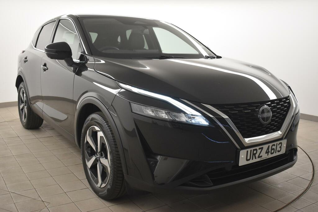 Nissan Qashqai 1.3 Dig-t Mh N-connecta Black