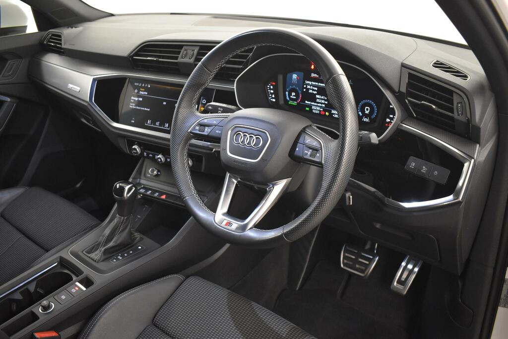 Audi Q3 35 Tfsi S Line S Tronic RV23XFX White #3