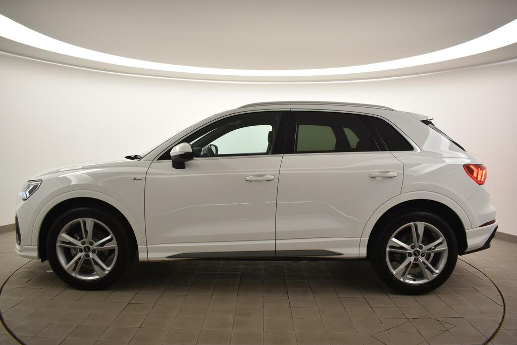 Audi Q3 35 Tfsi S Line S Tronic RV23XFX White #6