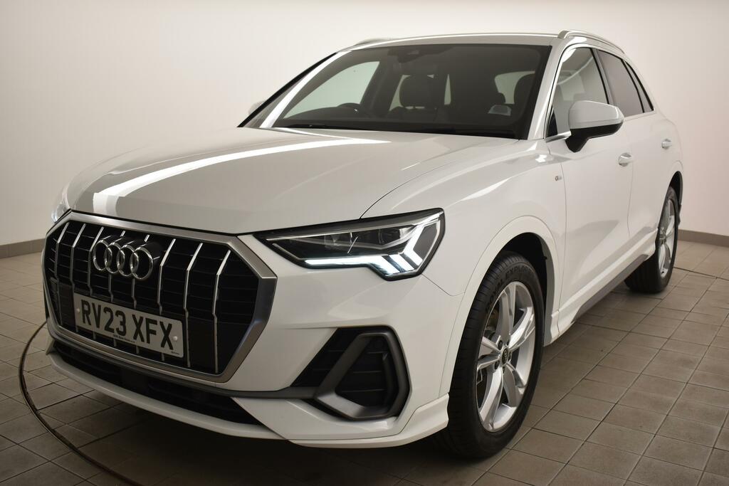 Audi Q3 35 Tfsi S Line S Tronic RV23XFX White #5