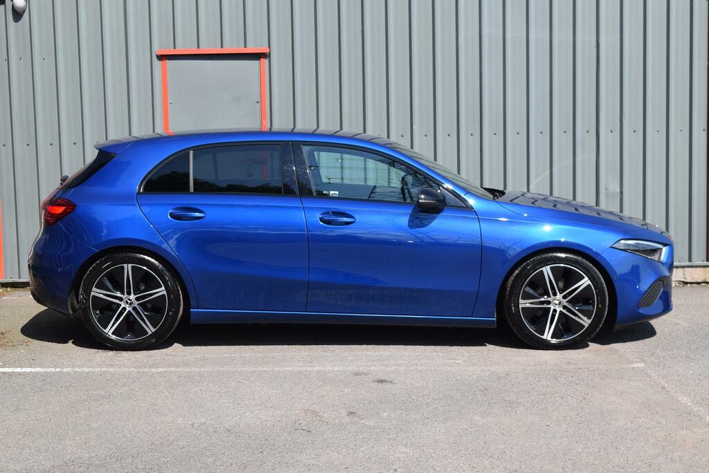 Mercedes-Benz A Class A180 Sport Edition KN25TNL Blue #2