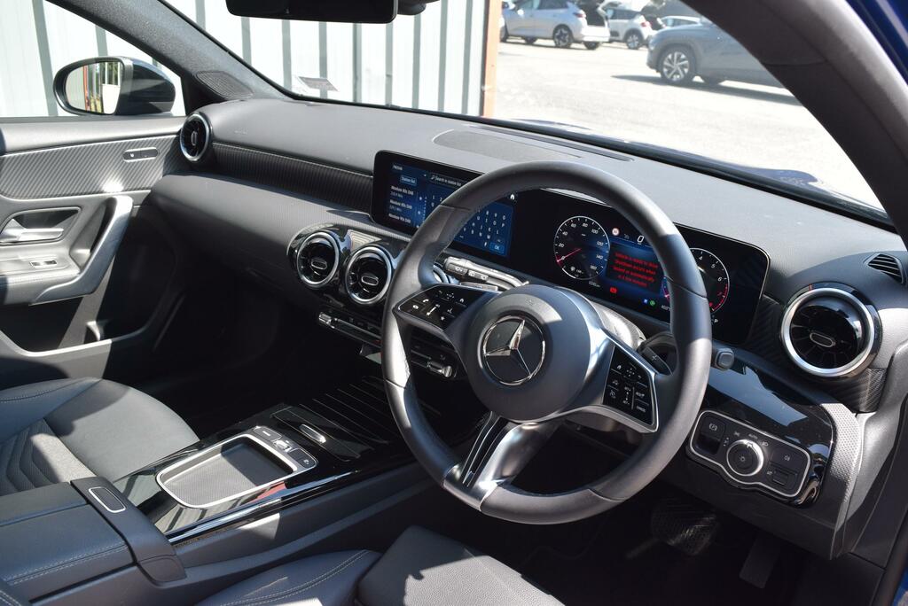 Mercedes-Benz A Class A180 Sport Edition KN25TNL Blue #3